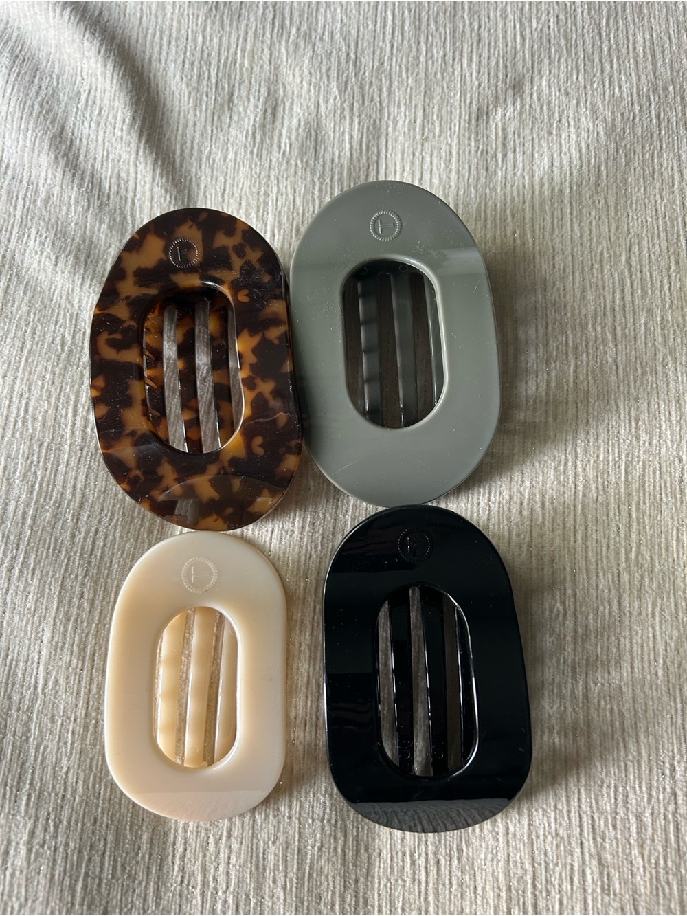Neutral Tortoise Black and Cream Oval Hair Clips - Women Accessories